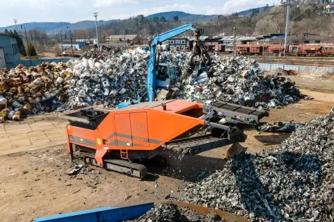 Mobilní drtič Arjes TITAN 950